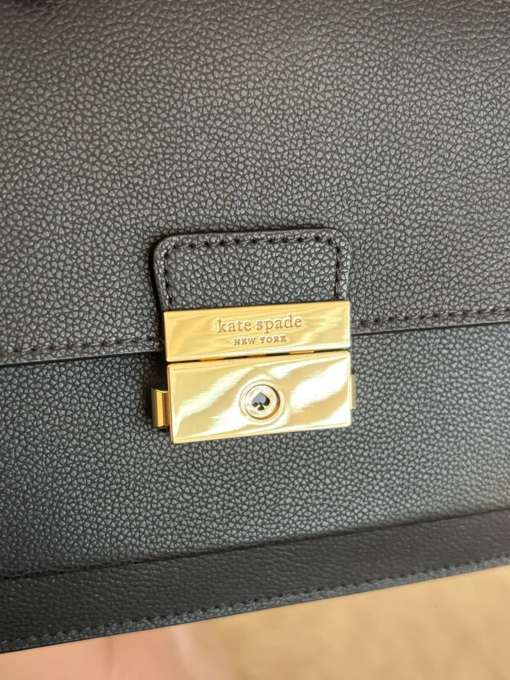 Kate spade voyage bag